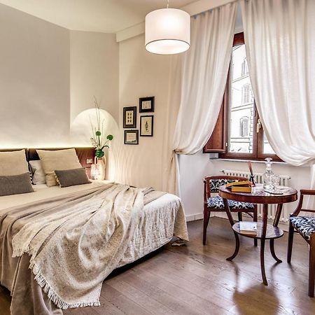 ローマ Approdo Ripetta Bed & Breakfast エクステリア 写真