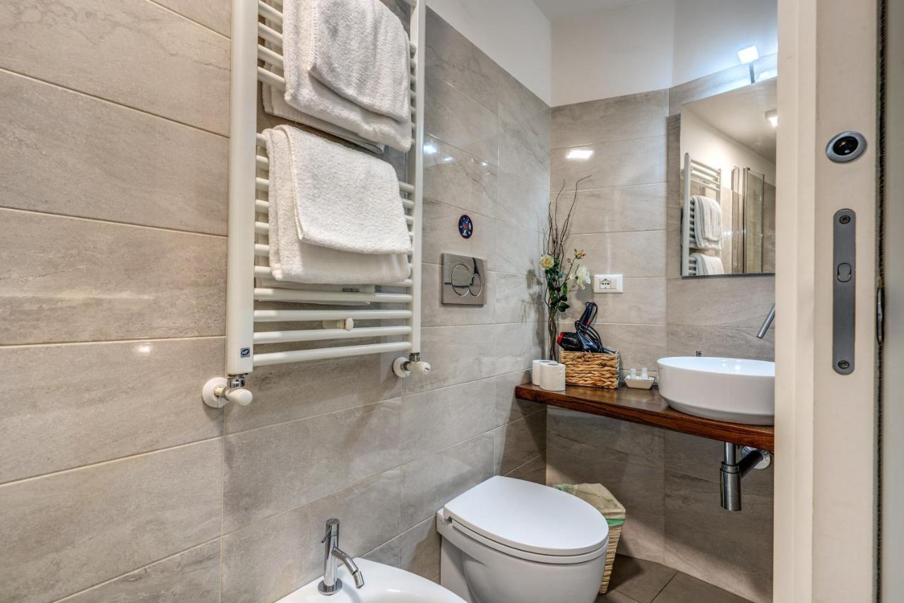 ローマ Approdo Ripetta Bed & Breakfast エクステリア 写真