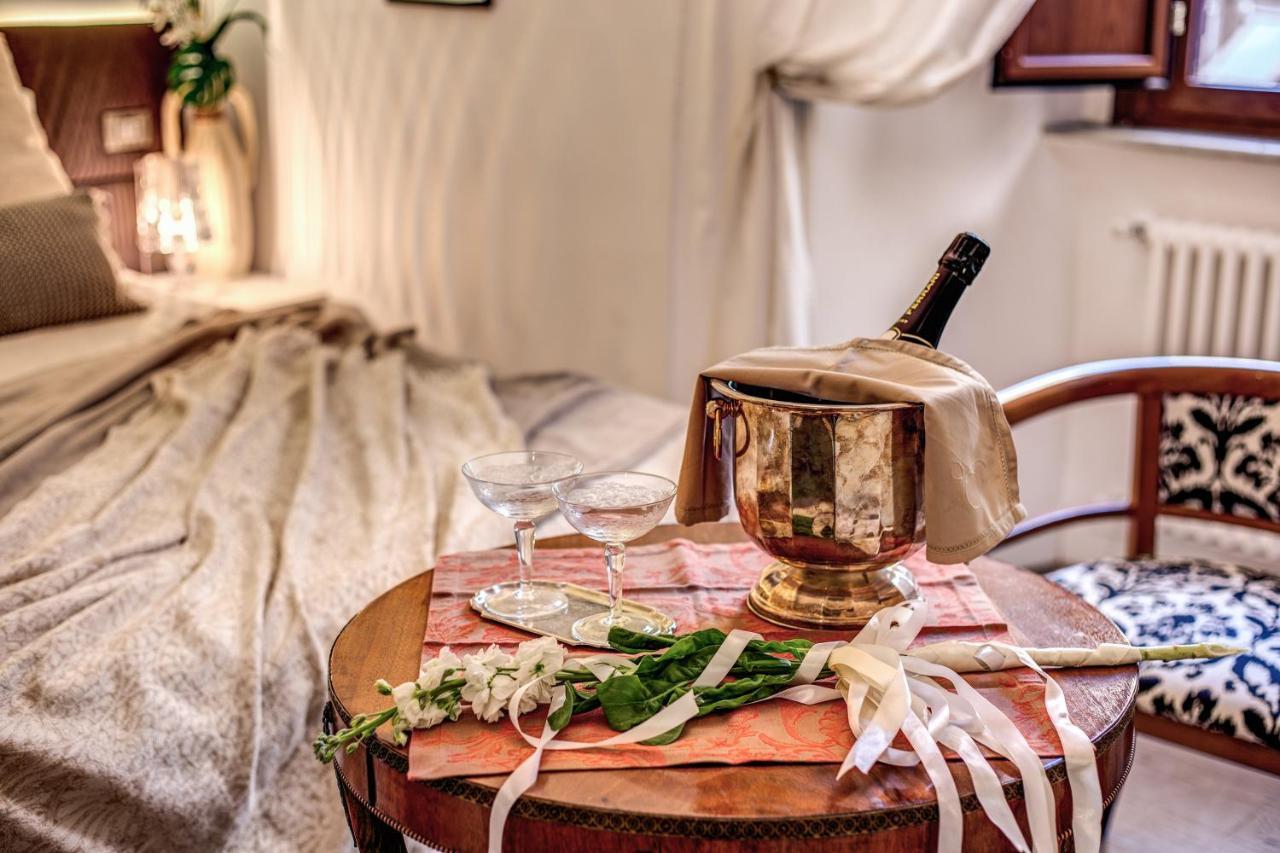 ローマ Approdo Ripetta Bed & Breakfast エクステリア 写真