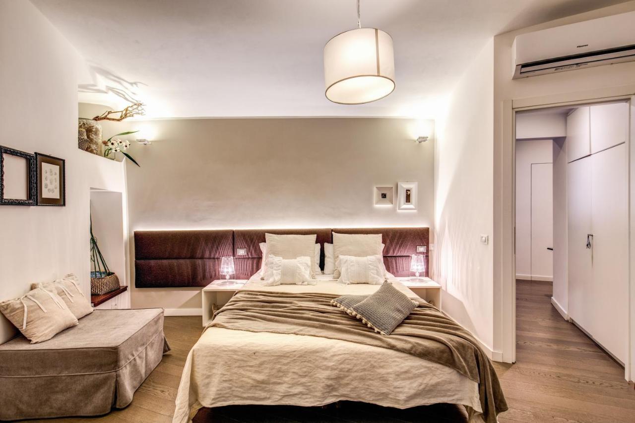 ローマ Approdo Ripetta Bed & Breakfast エクステリア 写真